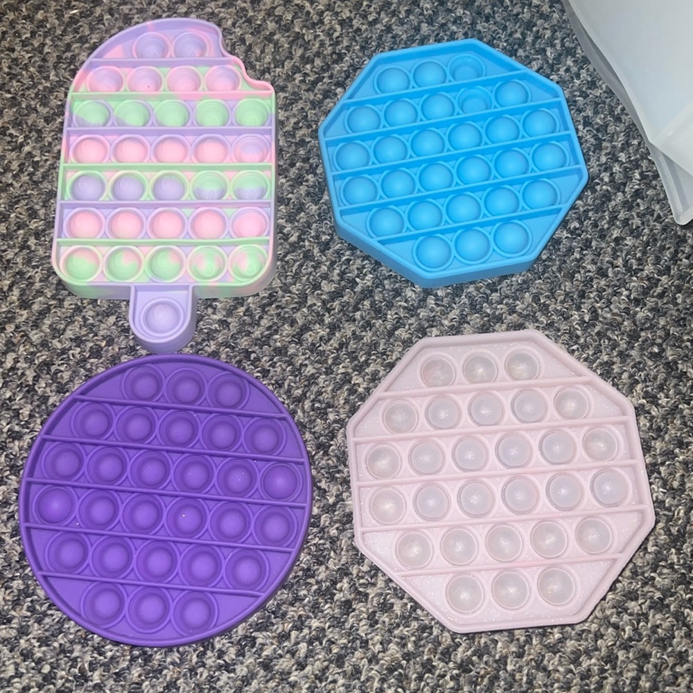 Lot‎ of 4 bubble, push, pop, fidgets